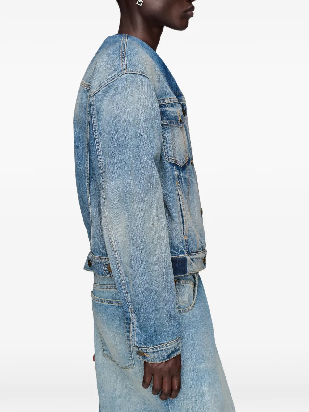 Maison Margiela Foldable Collar Denim Jacket side view