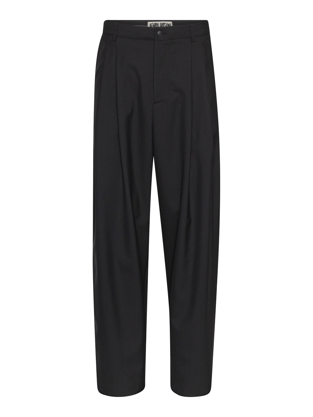 Henrik Vibskov Motif Pants in Black with relaxed tapered fit, front pleats, tailored waistband and clean front fastening. ID: ARCHIVE-M514