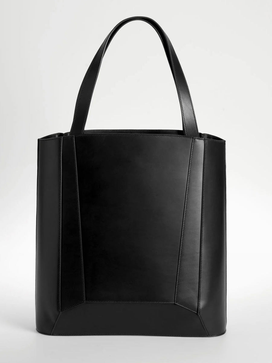 Hans - Black
Matte