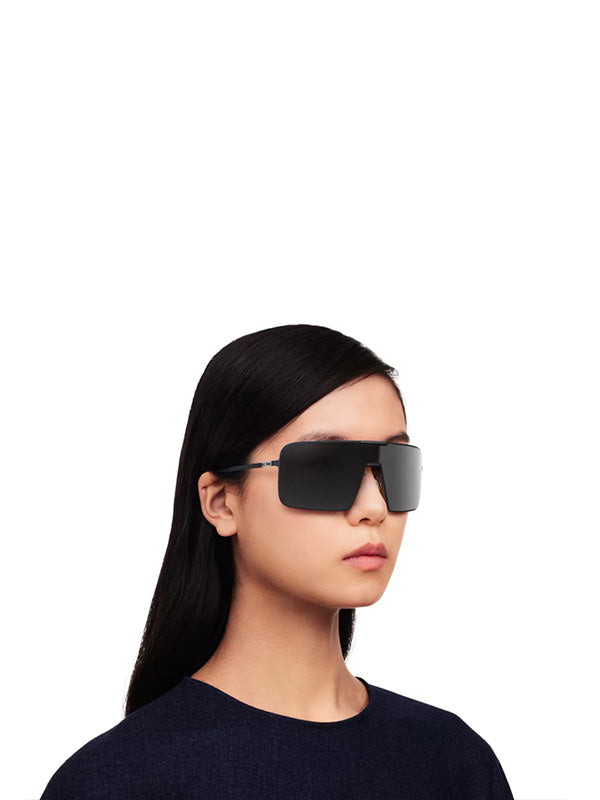 Navigator Sunshield MR004 in Black from Mykita x Rimowa